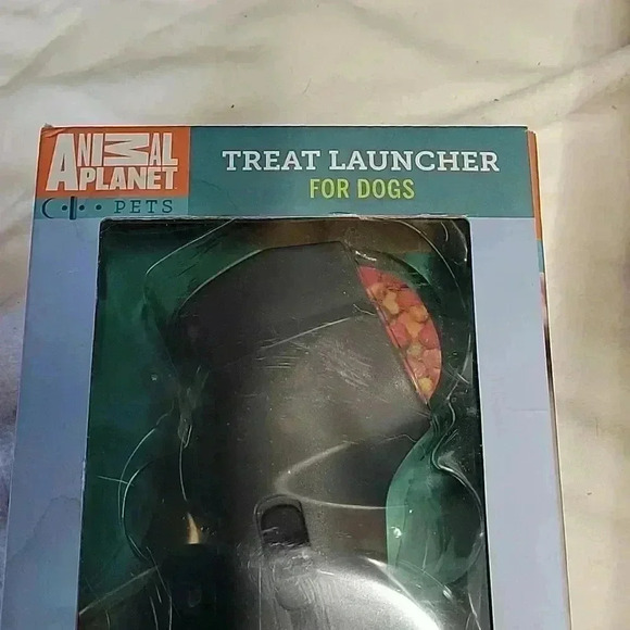 Animal Planet Treat Launcher - Picture 4 of 5